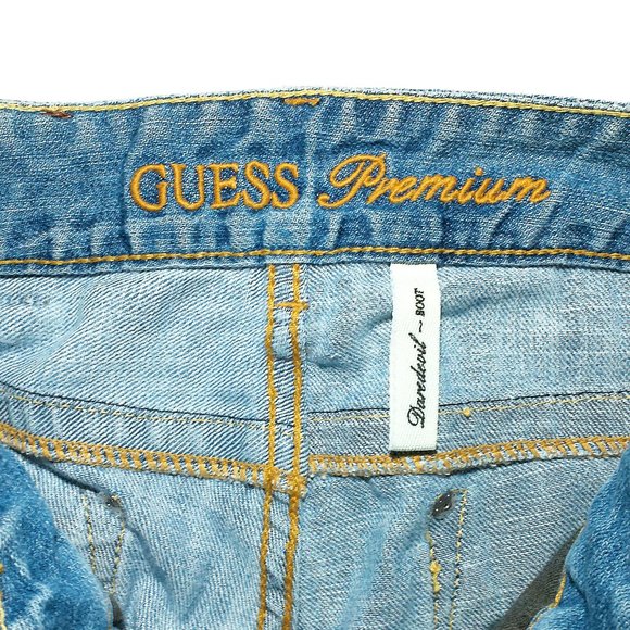 Guess Premium Light Wash Low-Rise Fringe Daredevil Boot Jeans Gold Buttons Sz 26 - Picture 7 of 13